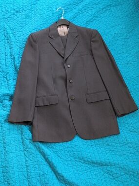 Perry Ellis Dark Gray Suit Size 40/32